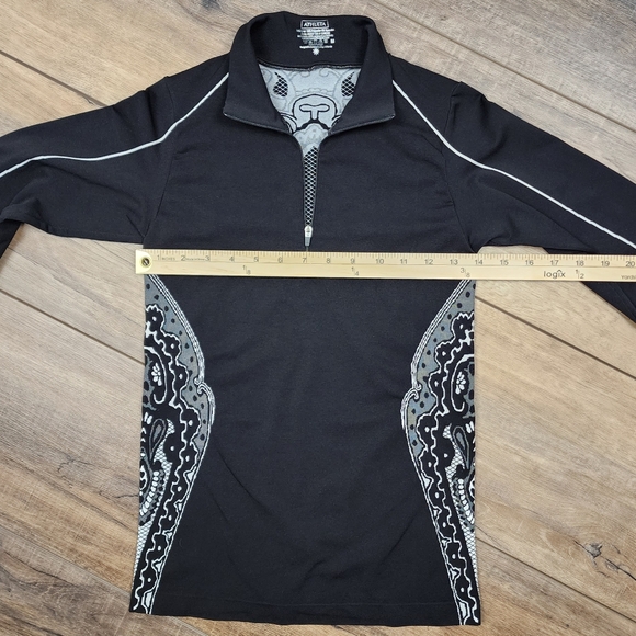 Athleta 1/4 zip black patterned workout jacket size small - Picture 12 of 12